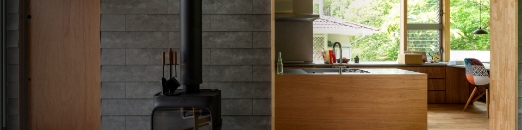 �{�H����