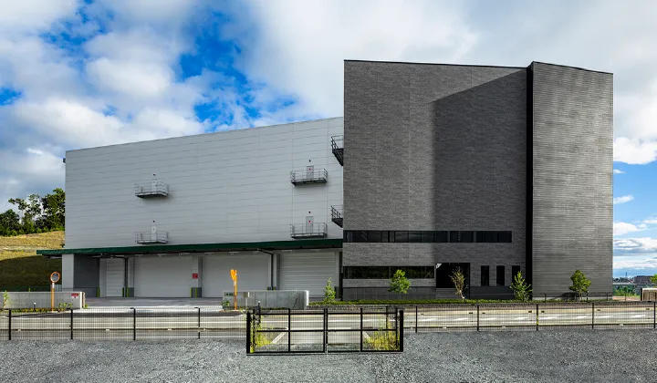 ������� ���H �k���D.C.�i���{�j